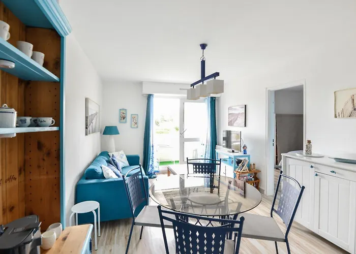 Pegase Bleu - A 500m De La Courseulles-sur-Mer