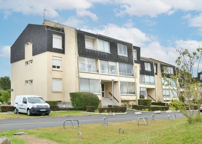 Pegase Bleu - A 500m De La *